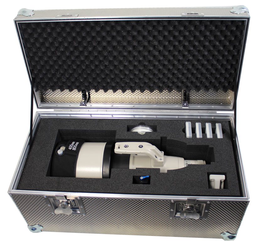 Canon EF 800 mit Zubehör - L 385 -