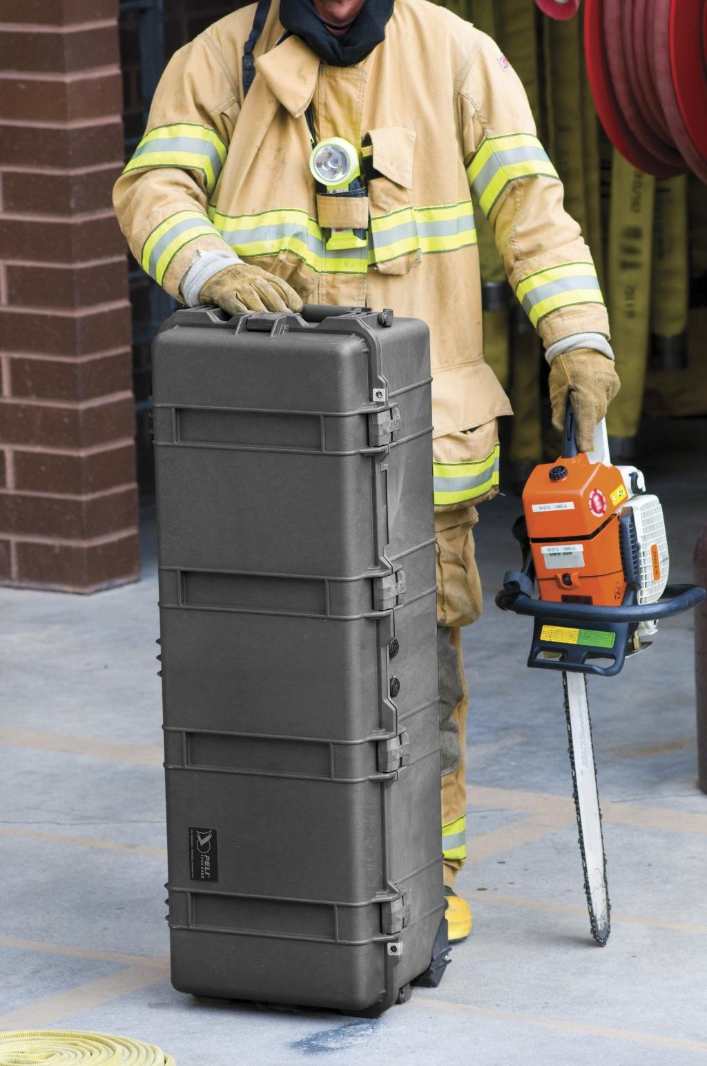 PELI- case Typ 1740 R schwarz, leer